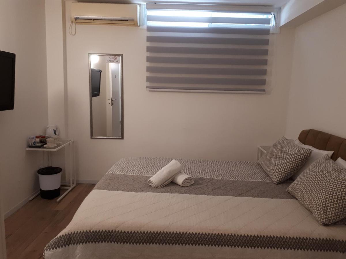 Hotel Etty'S House Petach Tikva Esterno foto