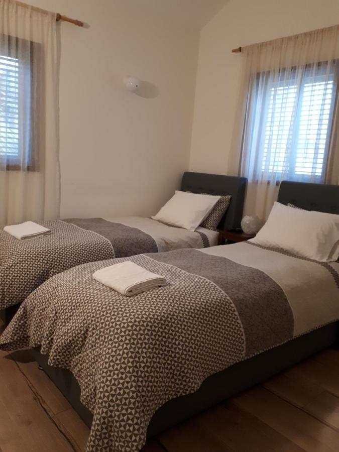 Hotel Etty'S House Petach Tikva Esterno foto